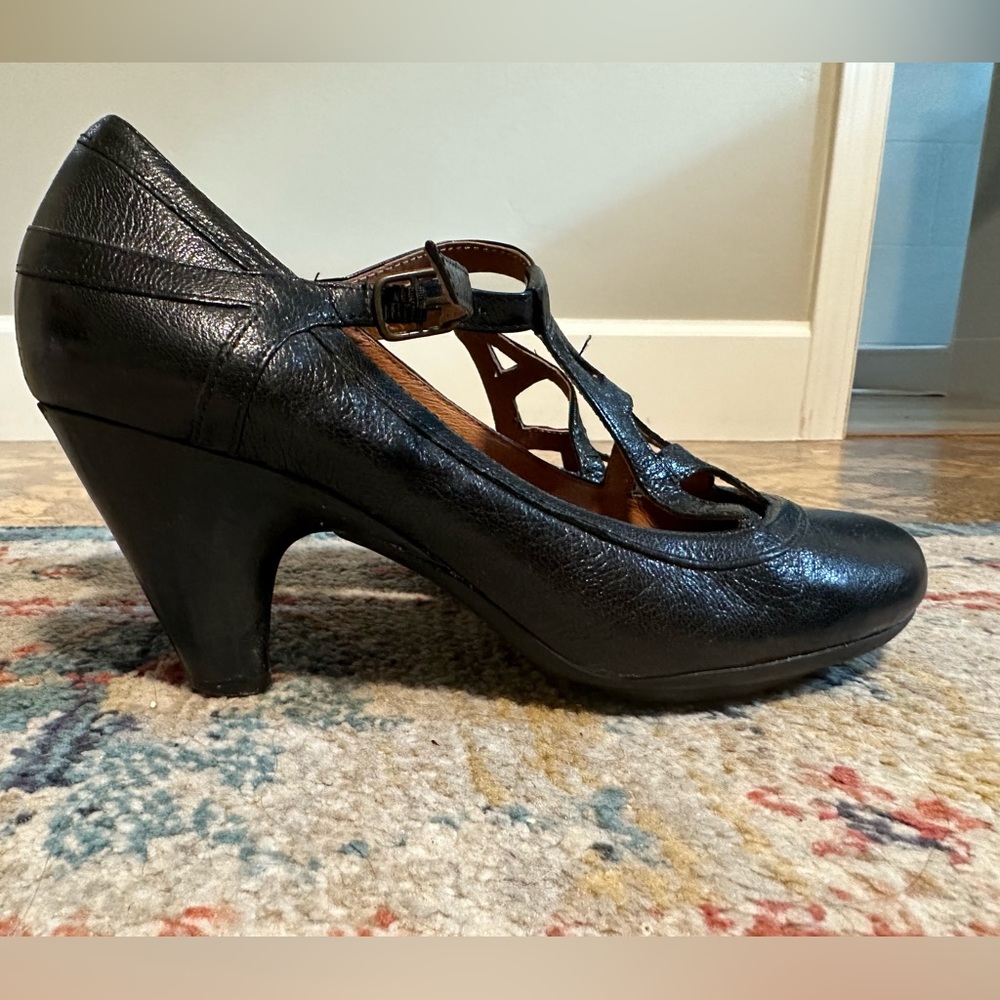 Clark’s leather heels